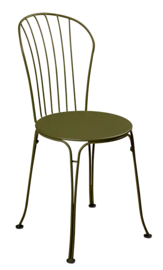 Fermob OPÉRA+ outdoor metal chair in Pesto color with a sleek, curved design for restaurant or outdoor seating.