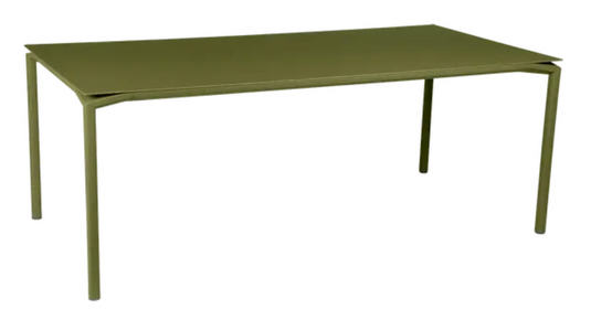 Fermob Calvi outdoor rectangular dining table, 195x95 cm, eight-seater with a modern design, suitable for outdoor and indoor use.