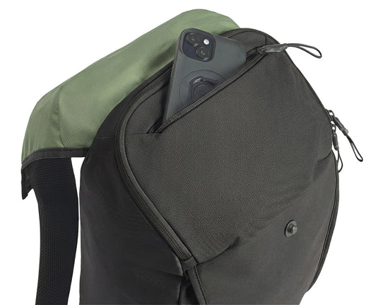 Thule Paramount 20L backpack shown in black with multiple compartments and padded straps for comfortable carrying.