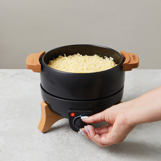 Electric Party Fondue Set - 2.3L (EU Type F) - Custom Wood Designs Electric Party Fondue Set - 2.3L (EU Type F)