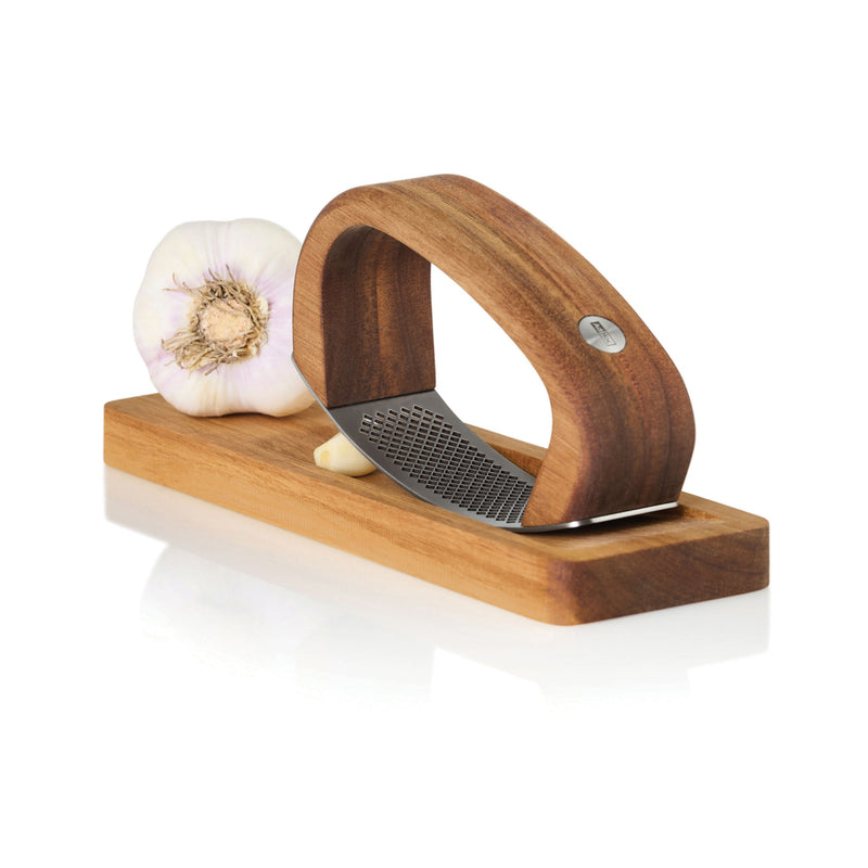 Load image into Gallery viewer, AdHoc RoccaAlio Garlic press with chopping board
