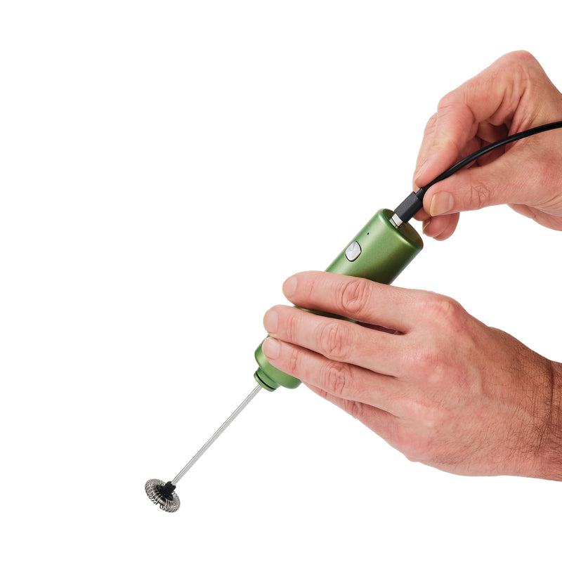 Load image into Gallery viewer, AdHoc Matcha Connoisseur Set Chado for preparing and serving matcha tea, includes traditional tools and accessories.
