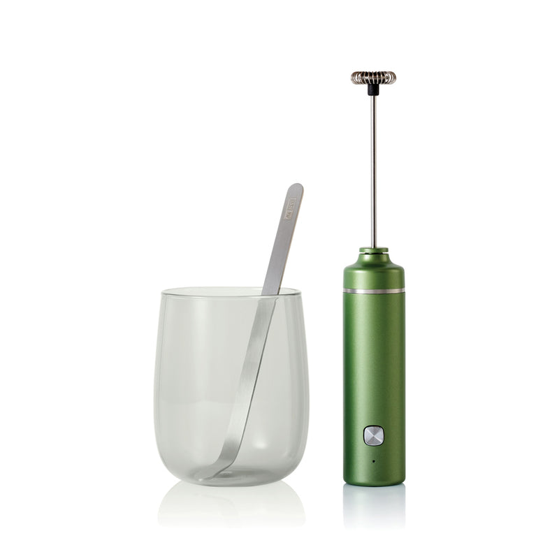 Load image into Gallery viewer, AdHoc Matcha Connoisseur Set Chado for preparing and serving matcha tea, includes traditional tools in a sleek home and living design.
