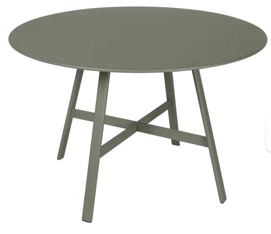 Fermob SO'O Oval Oak Table with a 117cm diameter, featuring a natural oak finish, suitable for restaurant or hotel settings.
