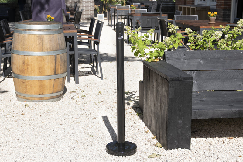 Load image into Gallery viewer, Securit Barriers Systems - Smoke Pole - Black 4x25x25cm - in use
