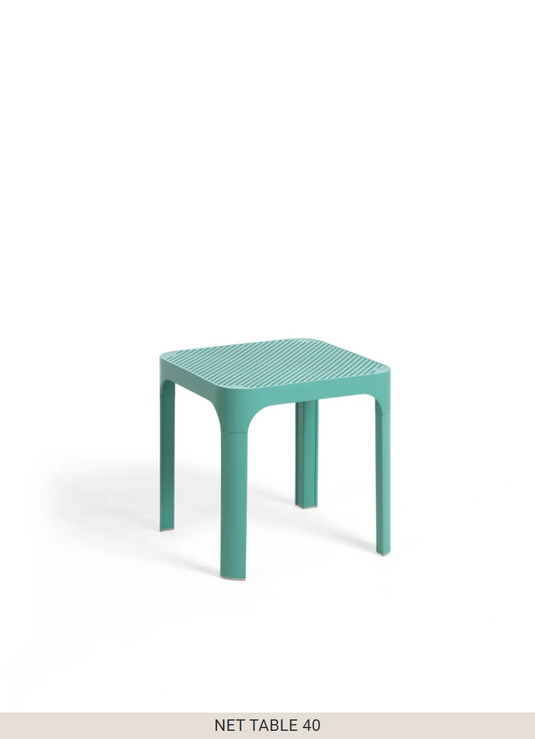Nardi Net Table 40 outdoor side table with a sleek design, suitable for patio or garden outdoor furniture.