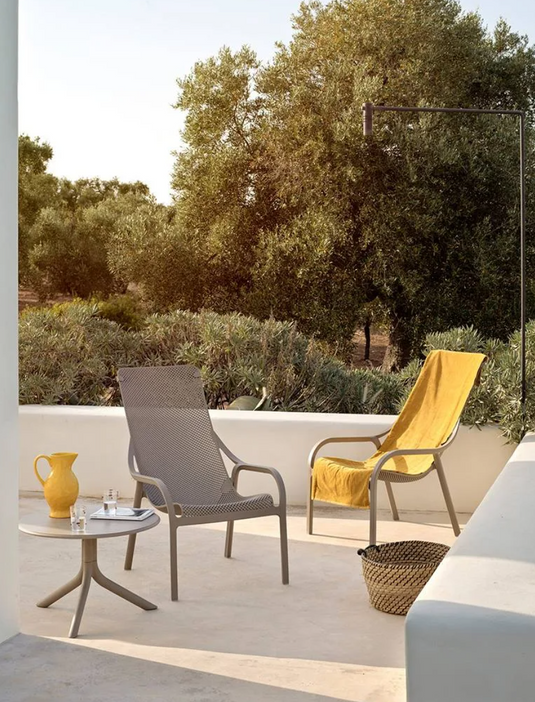 Yellow Net Lounge Beach Towel by Nardi, showing its breathable net design and soft fabric, perfect for beach or patio use.
