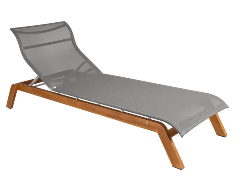 Load image into Gallery viewer, Steel grey Fermob Maui teak sunlounger with Batyline fabric and teak base, ideal for outdoor relaxation and lounging.
