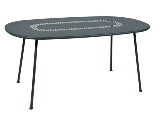 Storm Grey Fermob LORETTE oval metal outdoor table, 160x90 cm, suitable for dining and outdoor furniture.