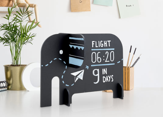 Securit Table Chalkboards - Silhouette 3D Animals - Black 14,3x19,8x10,1cm - Pack of 10 - in use