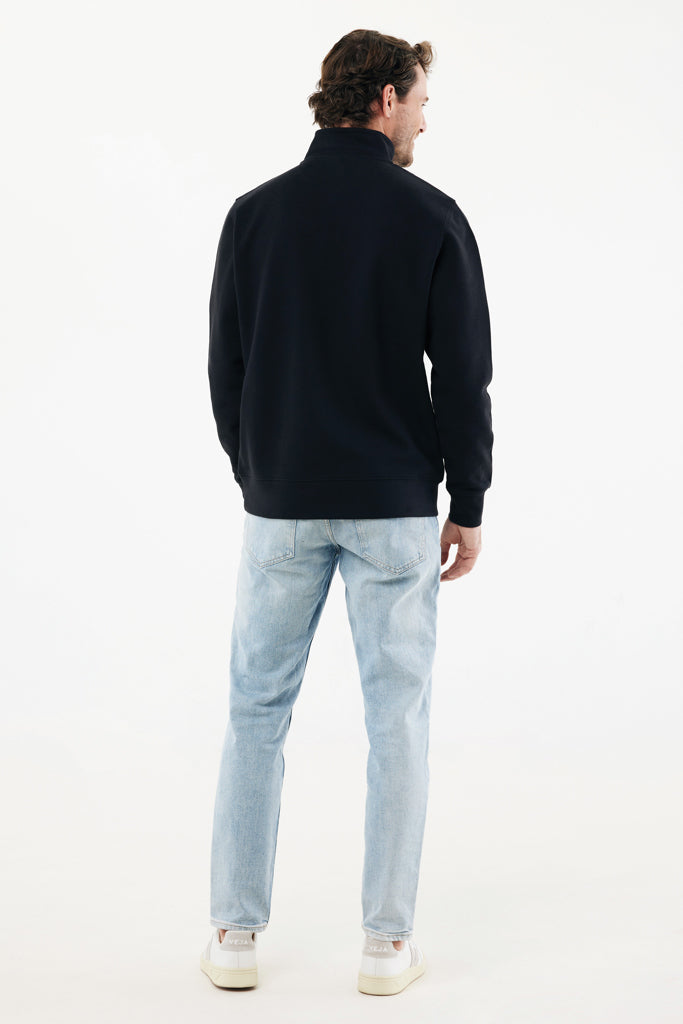 Load image into Gallery viewer, iqoniq Elgon recycled cotton quarter zip sweater, close-up of the textured textile fabric in natural colors.
