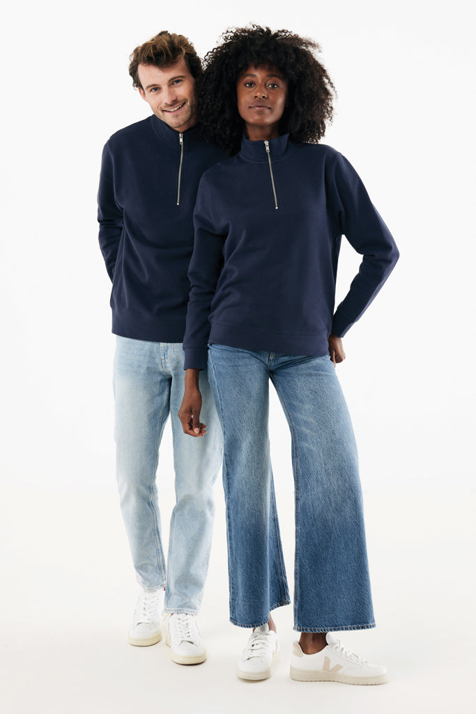 Load image into Gallery viewer, IQoniq Elgon recycled cotton quarter zip sweater in textile, featuring a close-up view of the fabric and quarter zip detail.
