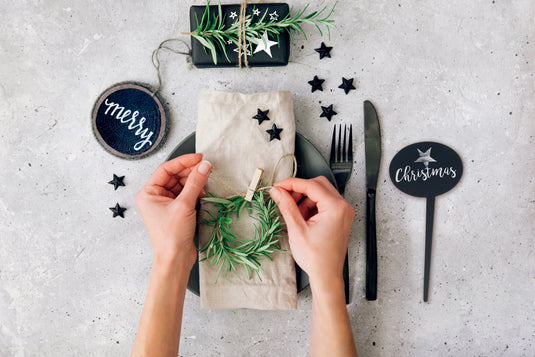 Securit Table Chalkboards - Silhouette Tag - Black 18x8,1x0,1cm - Pack of 6 - in use
