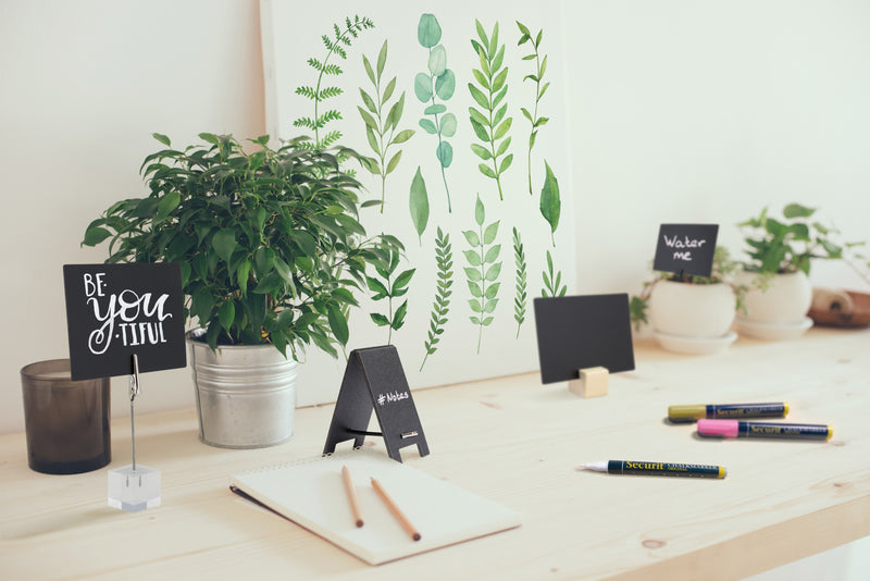 Load image into Gallery viewer, Securit Table Chalkboards - Accessories Tag - Black 14,3x10,5x0,1cm - Pack of 5 - in use
