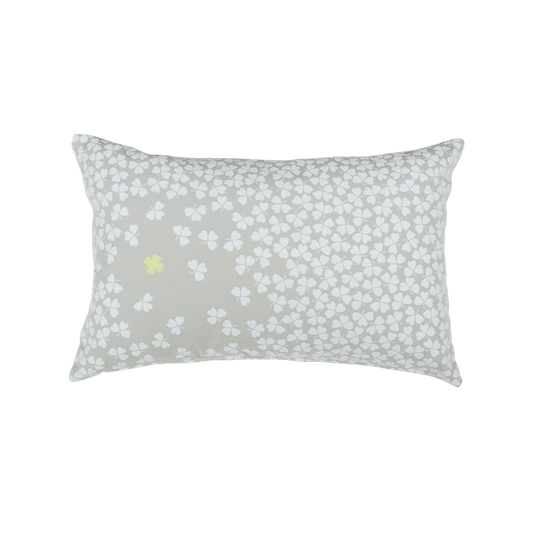 Fermob Trèfle Outdoor Cushion 68 x 44 cm – Clay Grey
