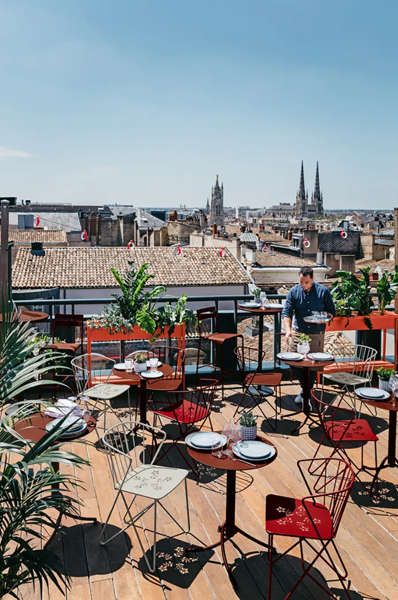 Load image into Gallery viewer, TERRAZZA Large Planter
