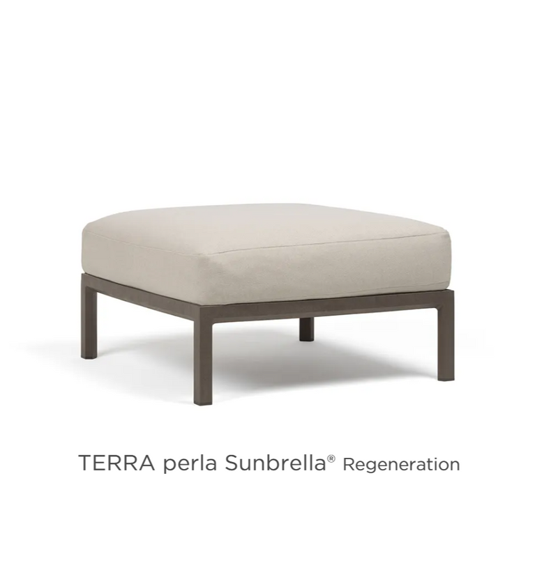 Load image into Gallery viewer, Nardi Maximo modular sofa with TerraPerla Nardi pouf, outdoor leather footstool for luxurious outdoor seating and lounge areas.
