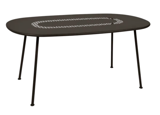 Fermob LORETTE oval metal outdoor table, 160x90 cm, with sleek design and sturdy metal construction for outdoor dining.