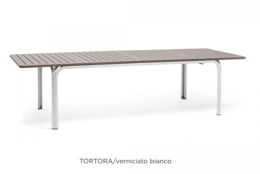 Alloro 210-280 extensible outdoor table by Nardi, made of wood, with a natural tortora finish, suitable for outdoor dining.