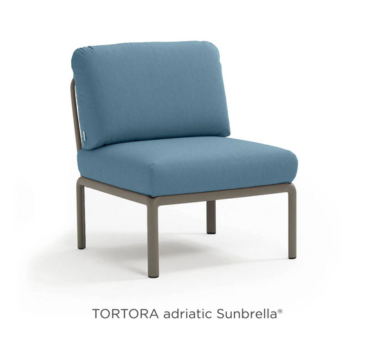 Nardi Komodo Central Sofa Module in tortora color, part of the Nardi outdoor Komodo sectional sofa set on a hotel patio.