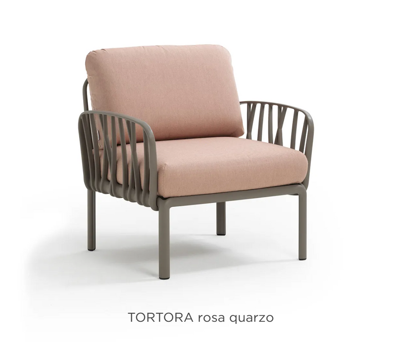 Load image into Gallery viewer, Nardi Komodo outdoor armchair, modular poltrona for sofa, custom wood designs, with sunbrella fabric in tortorarosaquarzo color.
