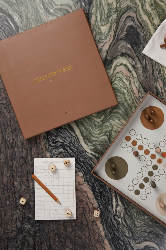 Load image into Gallery viewer, Coffee table collection box - Custom Wood Designs
