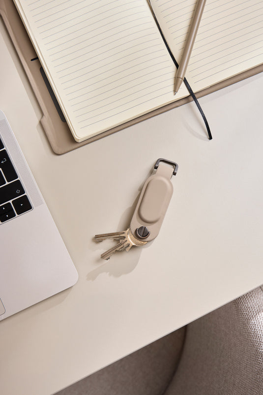 Vinga Baltimore RCS Key Organizer with Finder dual for phone and tablet accessories, compact and organized key storage solution.