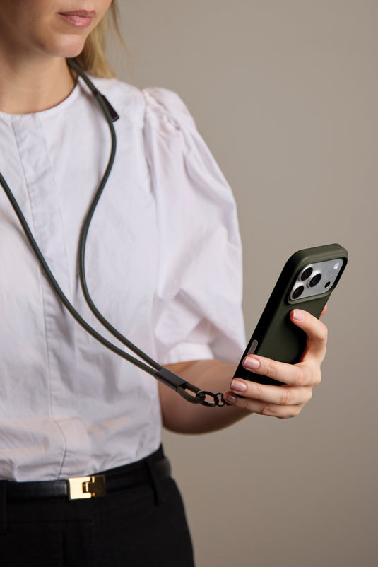 Vinga Baltimore RCS phone cord with charging cable, black phone and tablet accessories for charging and data transfer.