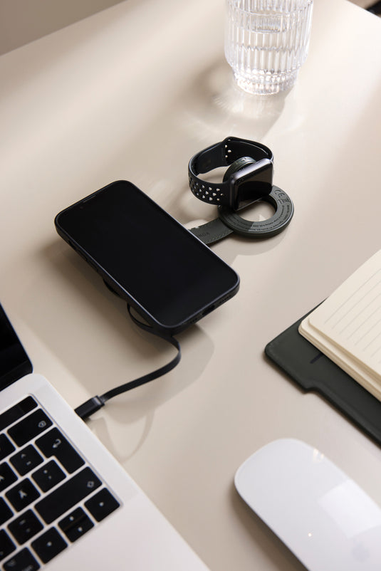 Vinga Baltimore RCS 2-in-1 wireless 15W travel charger for phone and tablet accessories, with compact design and multiple ports.