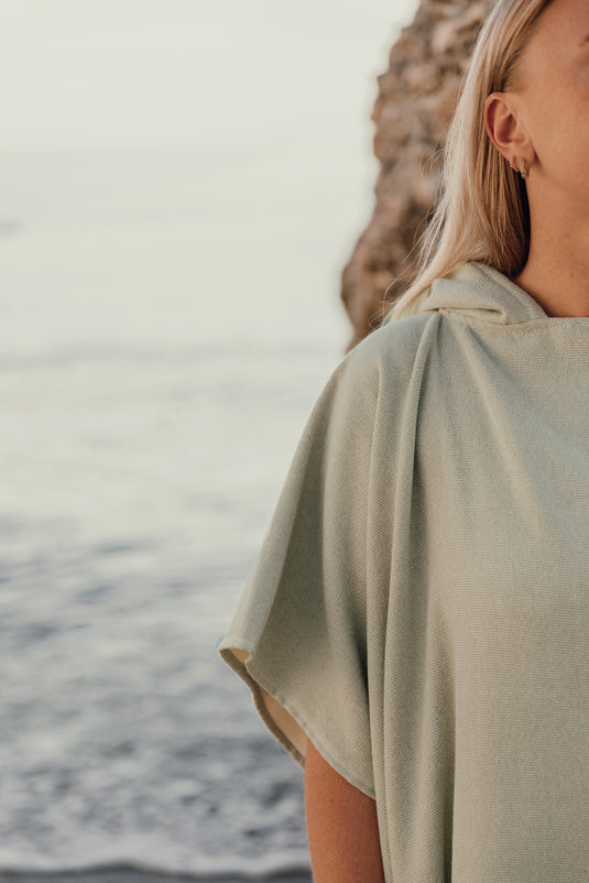 VINGA Tolo hammam terry beach poncho - Custom Wood Designs