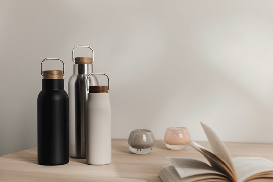 VINGA Ciro RCS recycled vacuum bottle 580ml - Custom Wood Designs