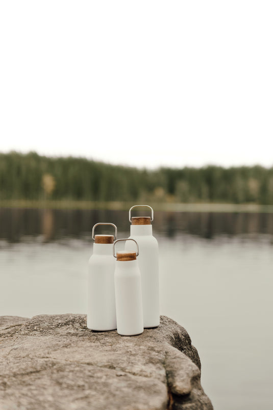 VINGA Ciro RCS recycled vacuum bottle 580ml - Custom Wood Designs
