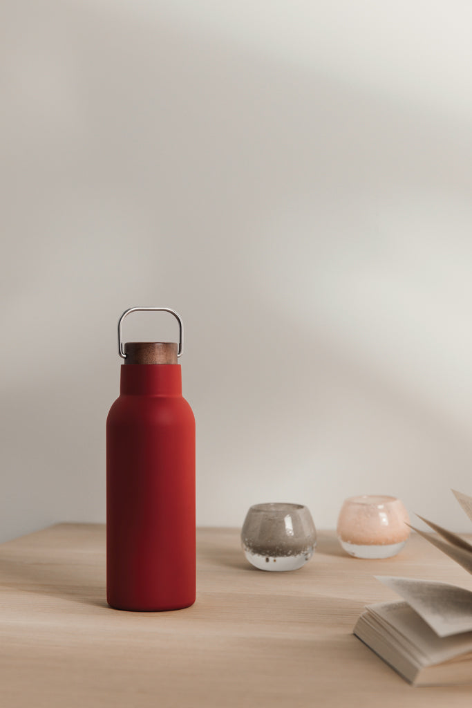 Load image into Gallery viewer, VINGA Ciro RCS recycled vacuum bottle 580ml - Custom Wood Designs

