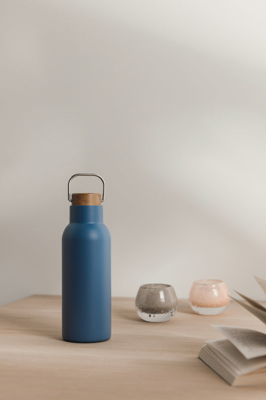 VINGA Ciro RCS recycled vacuum bottle 580ml - Custom Wood Designs