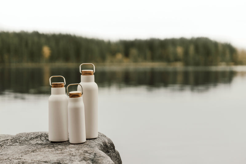 Load image into Gallery viewer, VINGA Ciro RCS recycled vacuum bottle 580ml - Custom Wood Designs
