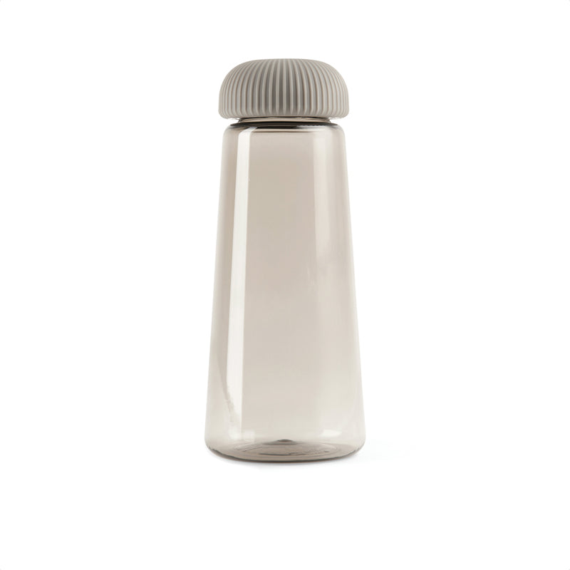 Load image into Gallery viewer, VINGA Erie RCS recycled pet bottle 575 ML - Custom Wood Designs

