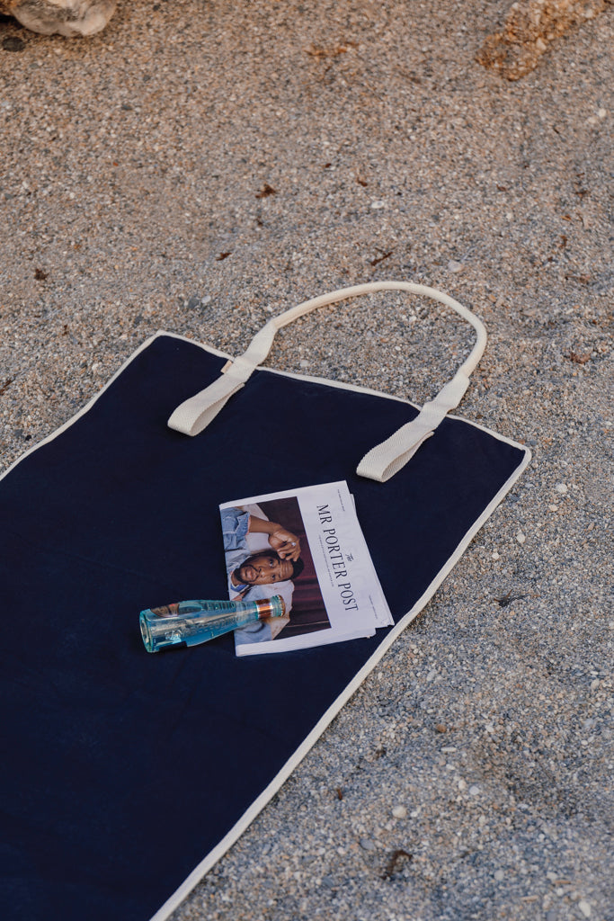 Load image into Gallery viewer, VINGA Volonne AWARE™ recycled canvas beach mat - Custom Wood Designs
