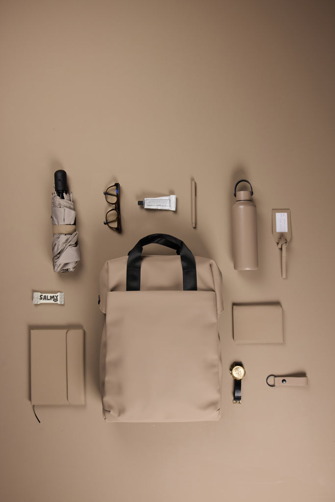 Load image into Gallery viewer, VINGA Baltimore RCS tote backpack - Custom Wood Designs VINGA Baltimore RCS tote backpack made from [material] –  [use_case] | Custom Wood Designs
