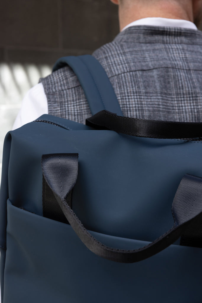 Load image into Gallery viewer, VINGA Baltimore RCS tote backpack - Custom Wood Designs VINGA Baltimore RCS tote backpack made from [material] –  [use_case] | Custom Wood Designs
