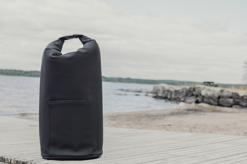 Load image into Gallery viewer, VINGA Baltimore RCS Roll-top cooler bag - Custom Wood Designs VINGA Baltimore RCS Roll-top cooler bag made from [material] –  [use_case] | Custom Wood Designs
