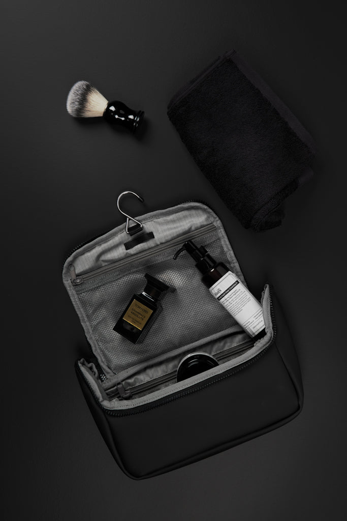 Load image into Gallery viewer, Baltimor travel toiletry bag - Custom Wood Designs
