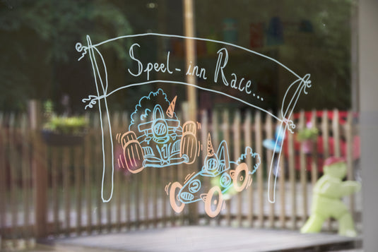 Securit Chalkmarkers - Window Stencils - White 59,4x42x0,001cm - Pack of 6 - in use