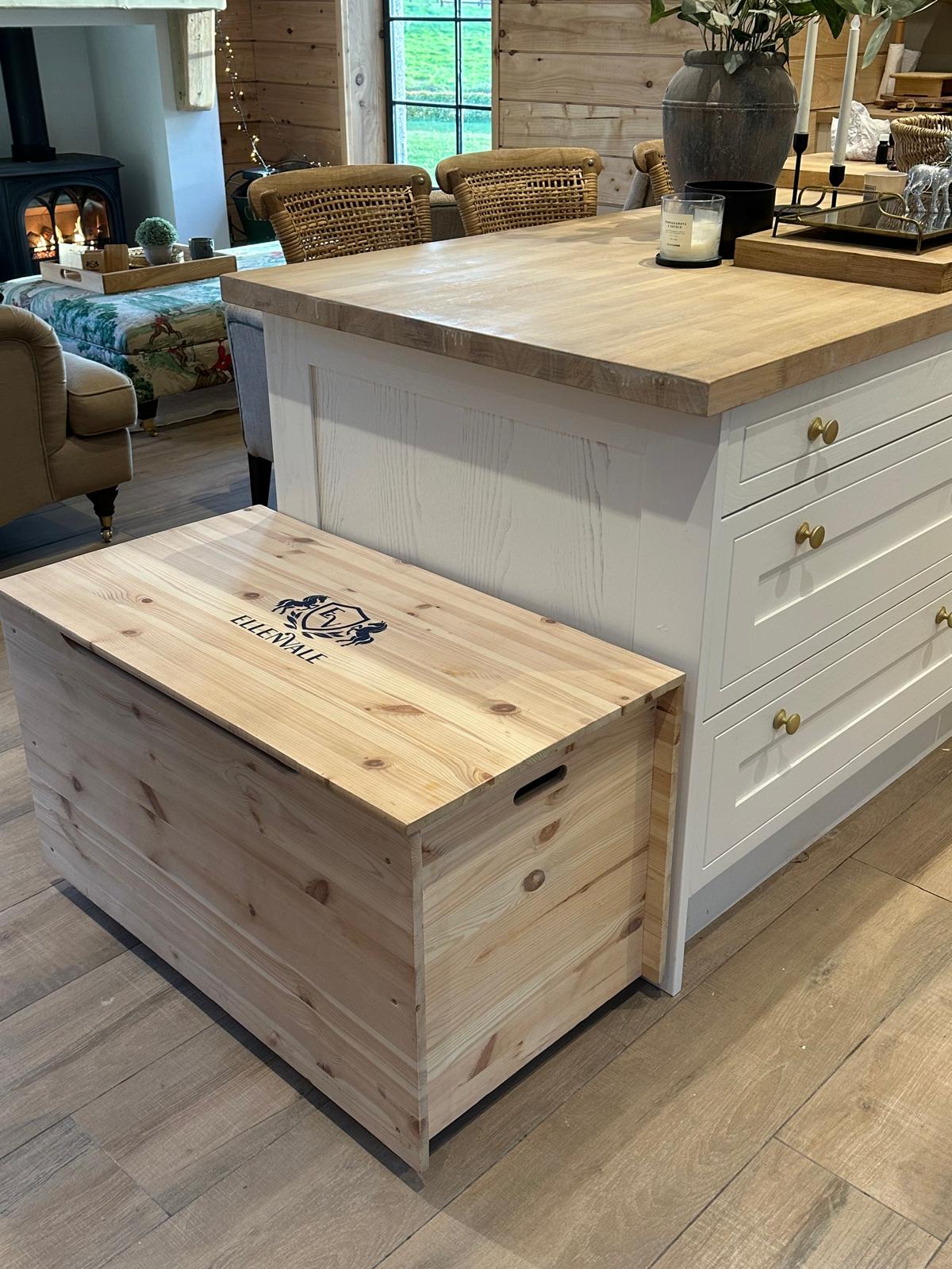 Linen Chest Storage Box | Custom Wood Designs