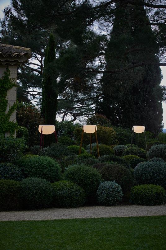 Fermob Yunos Solar Floor Lamp H.180 cm – lifestyle