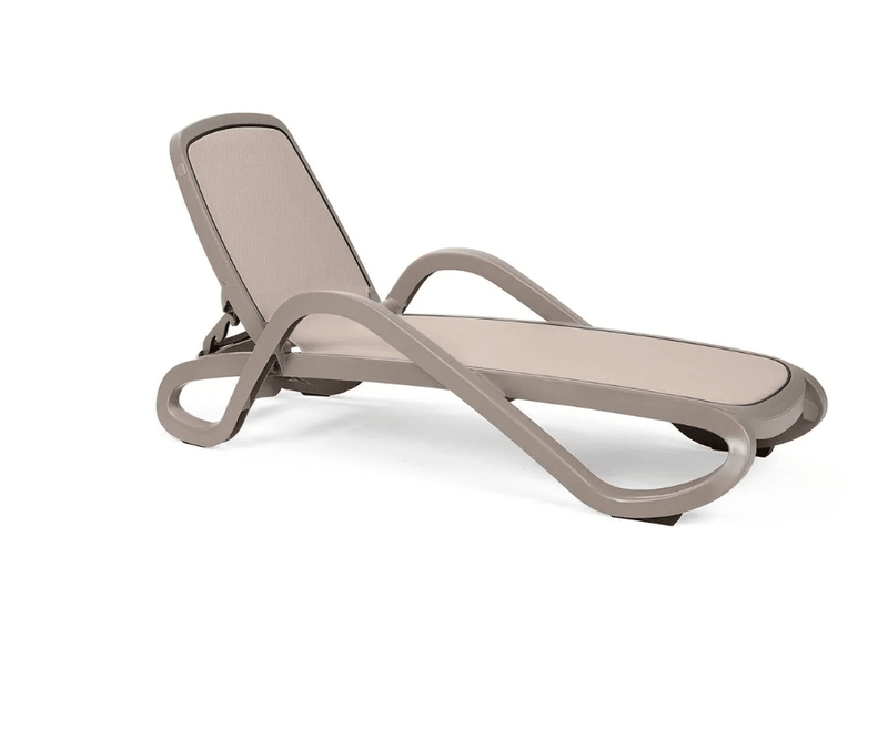 Load image into Gallery viewer, Alfa Sun Lounger Stackable Outdoor Recliner with Armrests - Custom Wood DesignsNardi Alfa Sun Lounger, stackable outdoor recliner with armrests, ideal for poolside or patio relaxation.Sunlounger24575215365943Antracite
