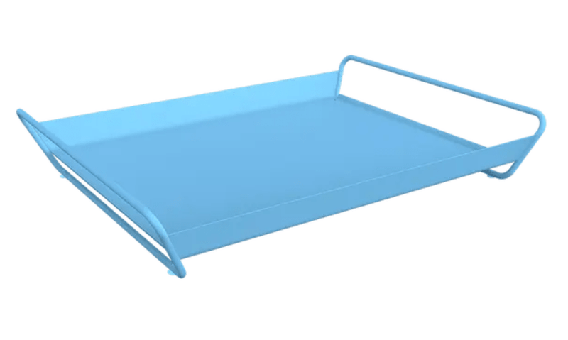 Load image into Gallery viewer, Fermob MayaBlue metal ALTO tray measuring 53x38.5 cm, outdoor use, with a sleek rectangular design and handles for carrying.
