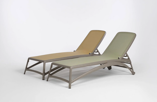 Nardi Atlantico Sun Lounger Stackable Poolside Recliner