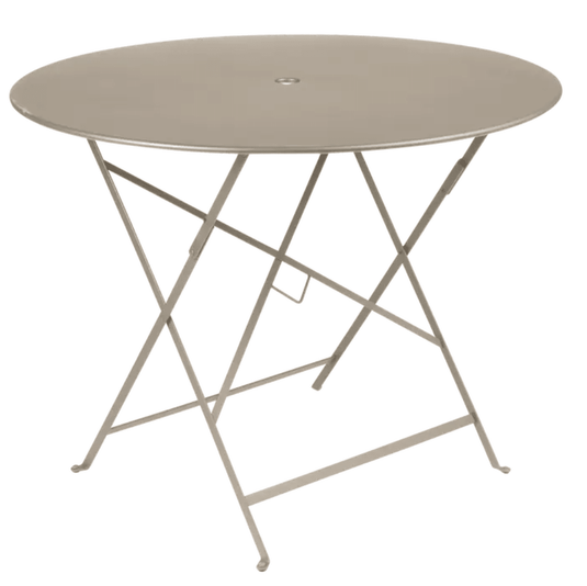 Bistro Table Ø117cm six seater - Custom Wood DesignsFermob Bistro Table Ø 96 round outdoor cafe table in neutral beige and grey metal, suitable for 4 to 5 seating outdoor dining.Round Table Fermob7913.0Willow Green