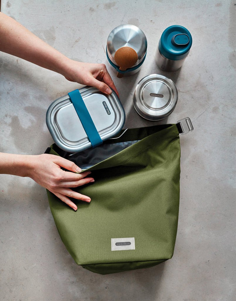 Load image into Gallery viewer, Black+Blum 6.7L insulated Lunch/Cooler Bag - Custom Wood DesignsBlack+Blum 6.7L insulated outdoor lunch and cooler bag with black exterior and zipper closure, designed for keeping food fresh.OutdoorP439.1834rPETmoss
