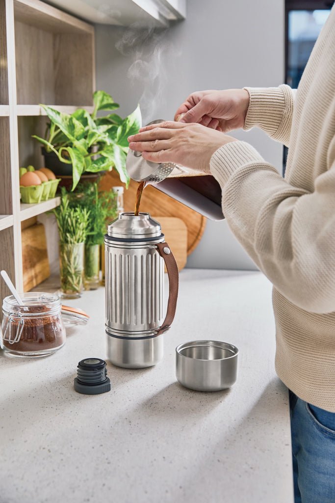 Load image into Gallery viewer, Black+Blum Explorer Flask Duo 1L - Custom Wood DesignsBlack + Blum Explorer Flask Duo 1L drinkware set with two black insulated flasks and matching lids, ideal for on-the-go hydration.DrinkwareP439.1702Stainless steel,Polypropylenegrey
